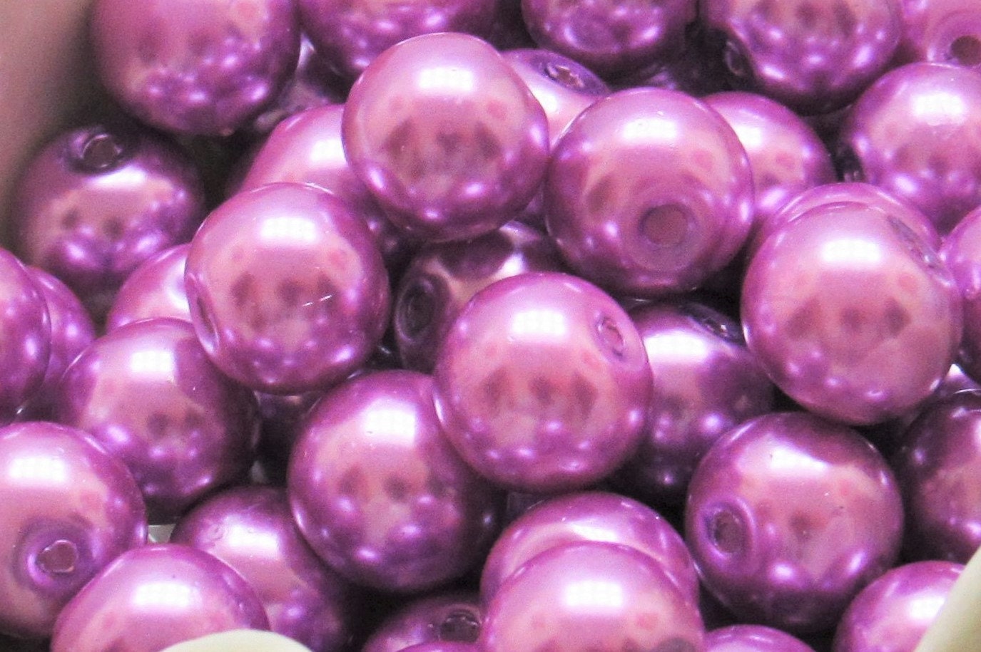 10mm Glass Pearls, Violet Pearls, Bubblegum Pearls, Chunky Pearl , Gumball Bead, Chunky Bead Supply, Jewelry Supply, 10mm Poppy Red Pearl