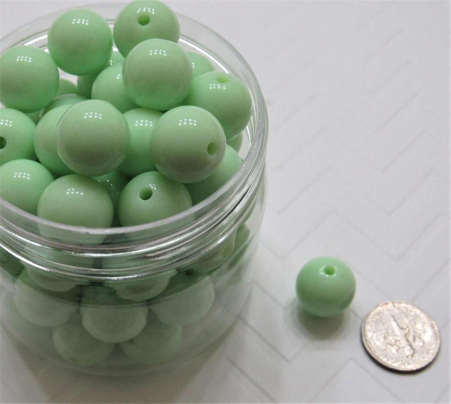 14mm Light Green Bubblegum Bead, Chunky Bright Colored Bead, Chunky Necklace Supply Bead, Gumball Bead, DIY Bead Supply, Bubblegum Beads