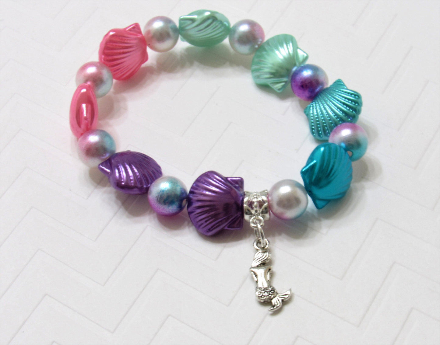 20mm Mermaid Charm, Bracelet Charm, Pendant, Scrapbook Finding, Phone Cases Deco, Purse Charm, Antique Silver Mermaid, Card Making Supply