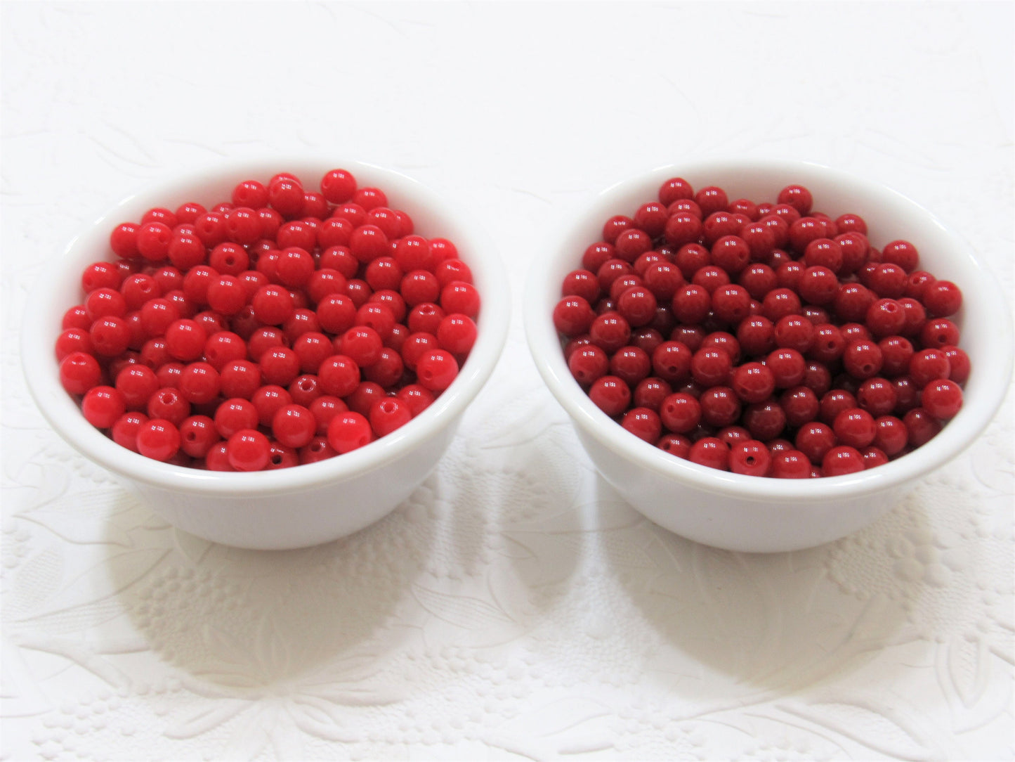 100ct. 8mm Reds Bubblegum beads,Gum Ball Beads, Round Acrylic Beads, Chunky Bubblegum Bead, Chunky Necklace Supply, Gumball Bead