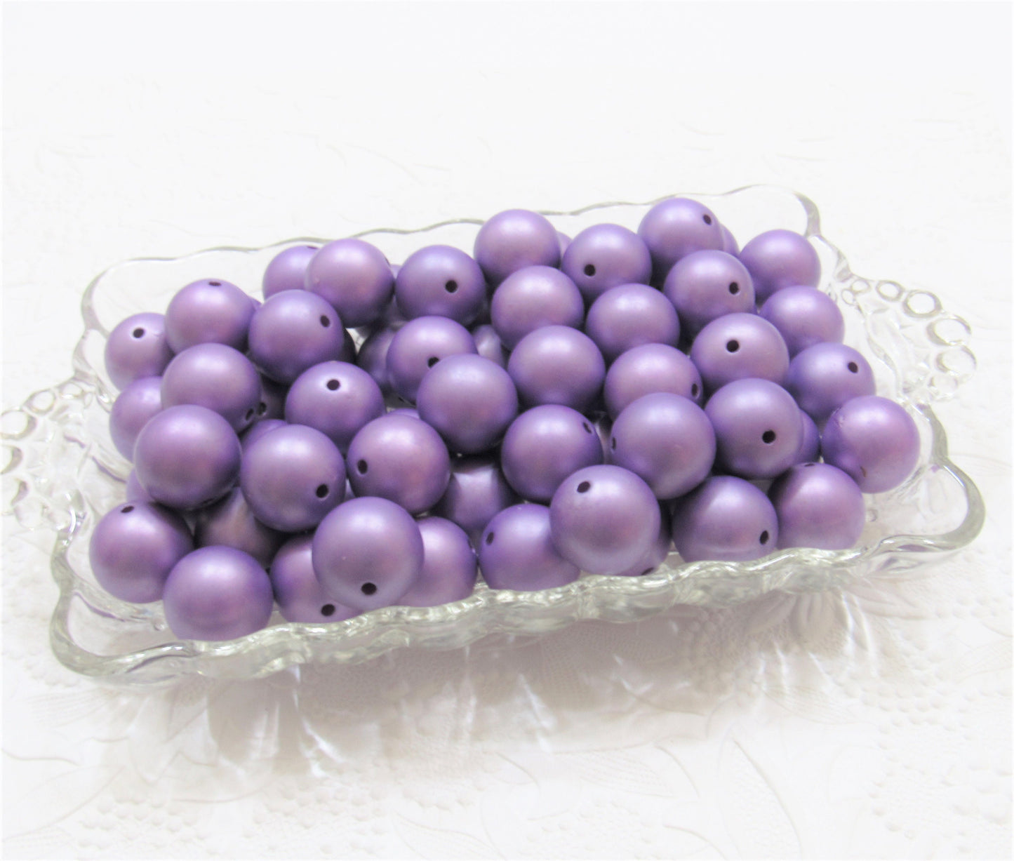 20mm Matte Lavender Pearls, Bubblegum Beads, Chunky Gumball Beads, Matte Pearls, Acrylic Beads, Chunky Pearl