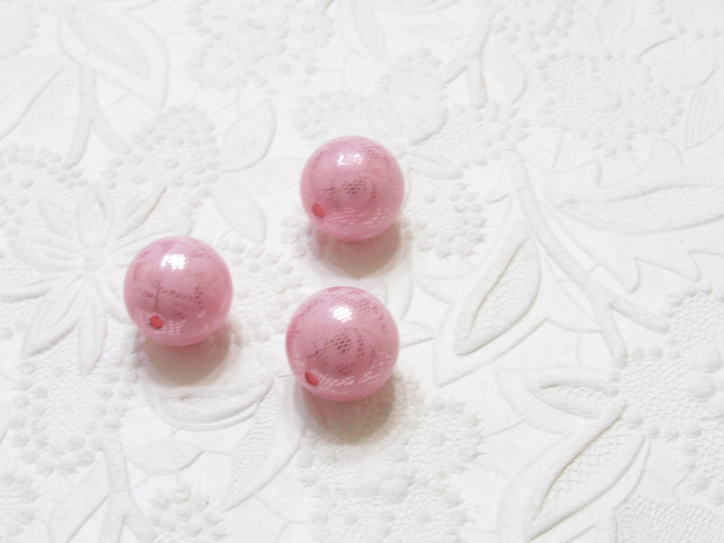 NEW 20mm Printed Light Hot Pink Pearls With White Lace Bubblegum Pearls, Chunky Gumball Beads, Bubblegum Bead, Chunky Printed Pearl Beads