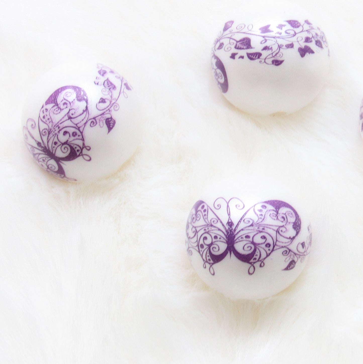 New 20mm Butterfly Bubblegum Beads, Acrylic Butterfly On Matte White Pearls, Beadable Pen Bead, DIY Beadable Pen Butterfly Bead