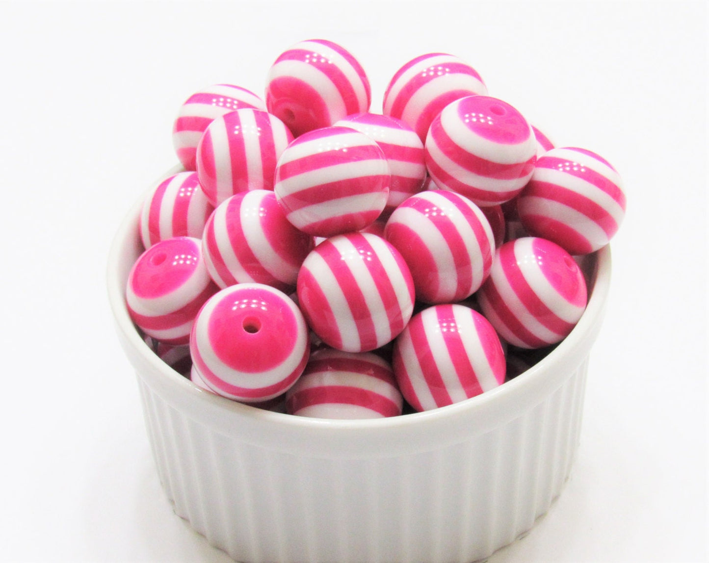 20mm Chunky Hot Pink And White Striped Bubblegum Beads, Bubblegum Beads, Gumball striped Resin Beads, Chunky Round Striped Beads