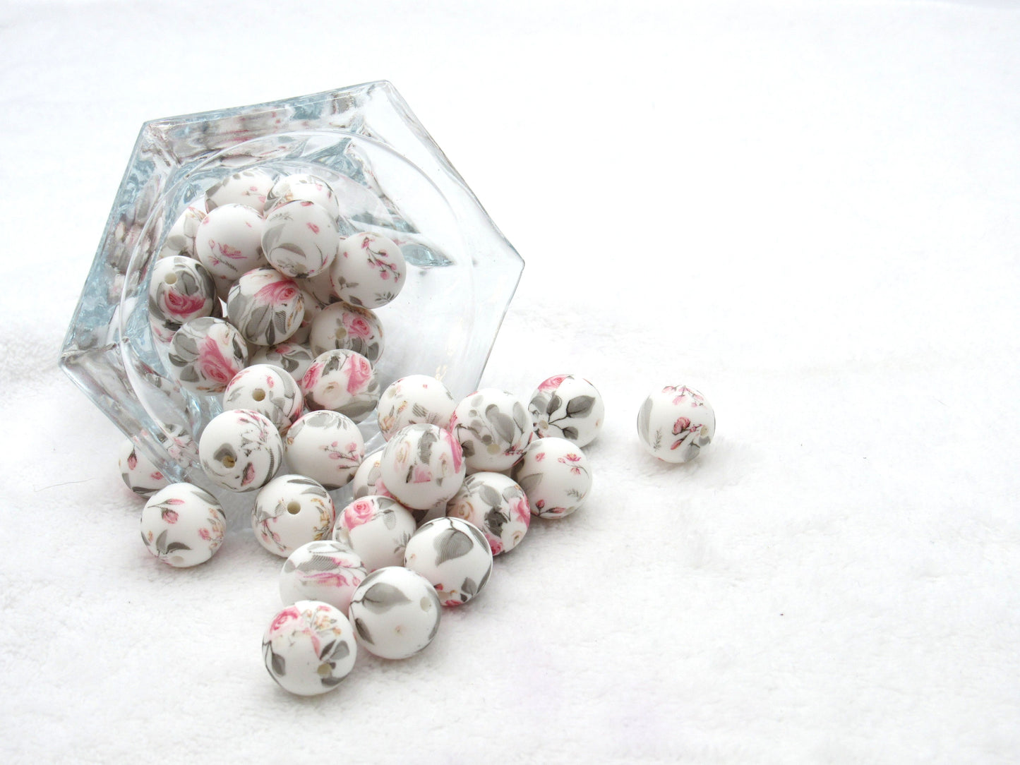 15mm Pink and Grey Rose Blossoms Print Silicone Beads - Food Grade Printed Beads for Keychain s & Jewelry