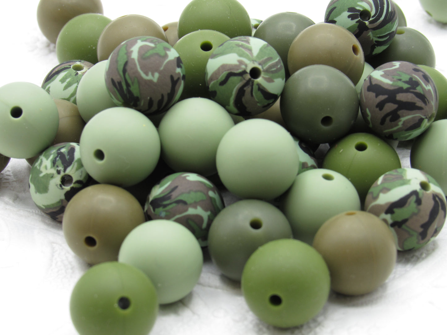 15mm Green Bean Silicone Beads - Food Grade Round Beads for Keychains & Jewelry