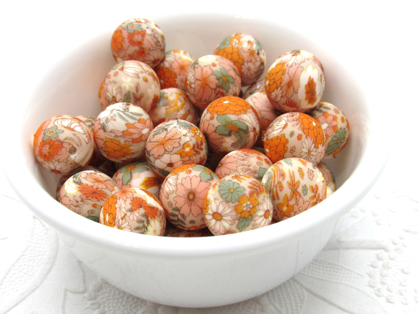 Silicone prints 15mm Golden Floral Printed Beads