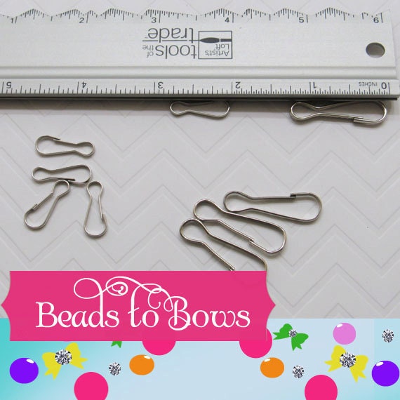 25 Silver Lanyard clips, zipper pulls, back pack pulls, Snap clasps findings,  lanyard clip, zipper pull clasps, 1.25 in X .50 in.