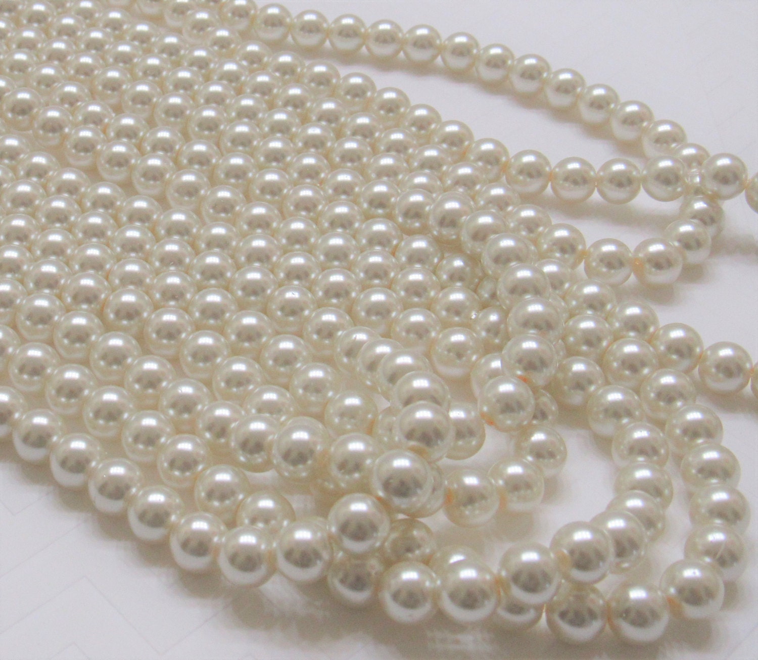 10mm Ivory Glass Pearls, Bubblegum Beads, Chunky pearls, Gumball Pearls, Chunky Bubblegum Necklace Supply, Chunky Necklace Jewelry Supply