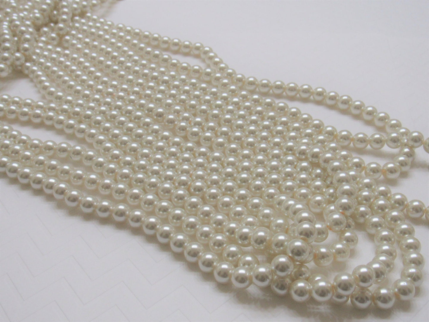 10mm Ivory Glass Pearls, Bubblegum Beads, Chunky pearls, Gumball Pearls, Chunky Bubblegum Necklace Supply, Chunky Necklace Jewelry Supply