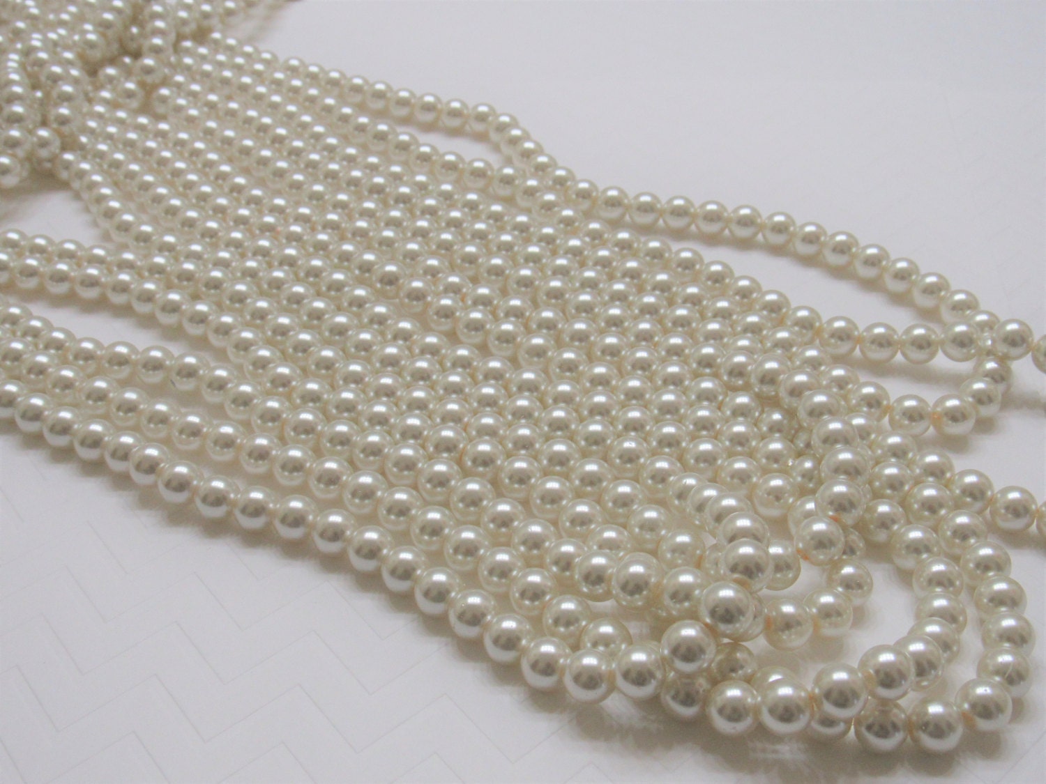 10mm Ivory Glass Pearls, Bubblegum Beads, Chunky pearls, Gumball Pearls, Chunky Bubblegum Necklace Supply, Chunky Necklace Jewelry Supply
