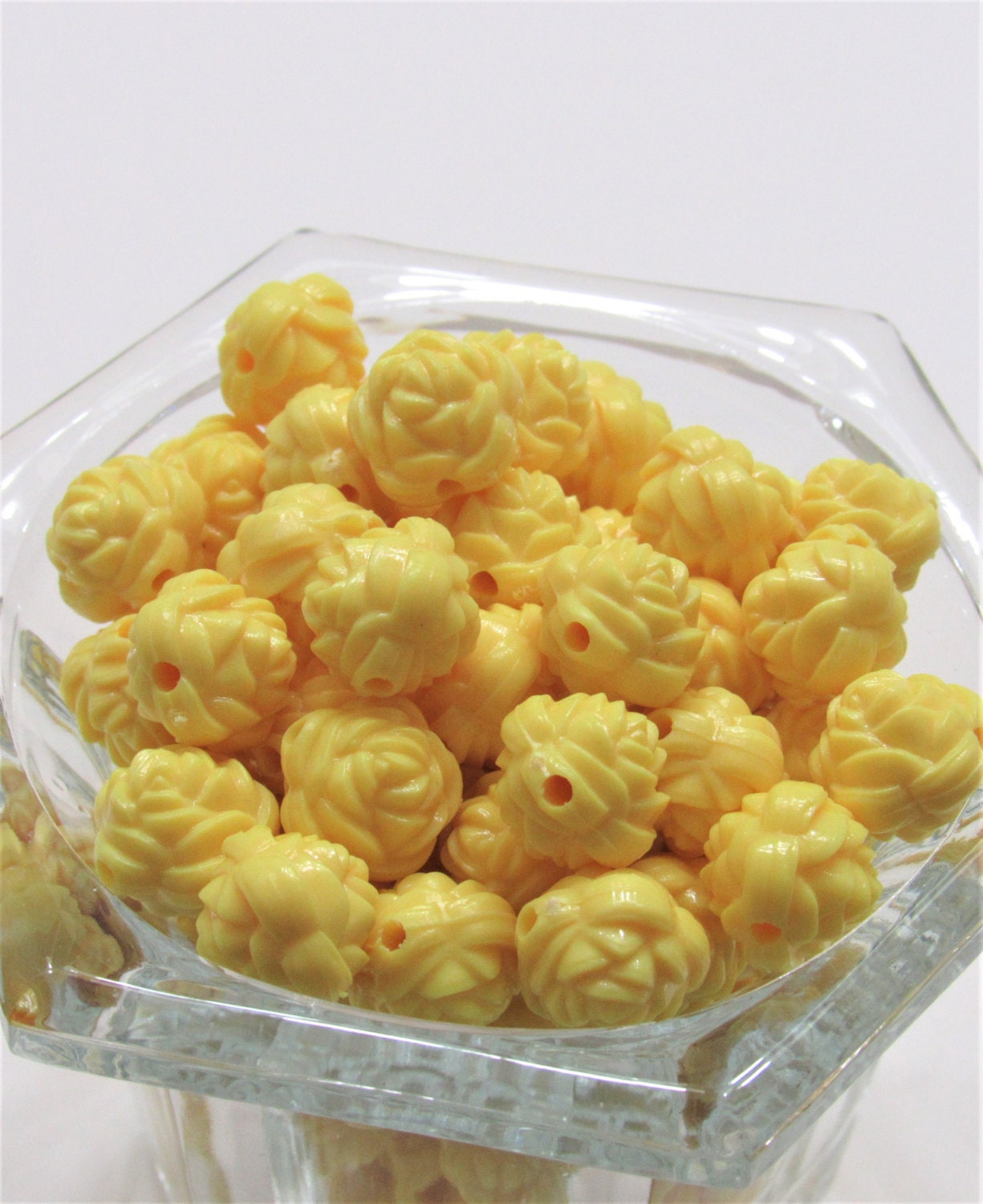 13mm Yellow Rose Bubblegum Beads, Gumball Beads, Bubblegum Acrylic Rose Bead, Chunky Bead, Rose Flower Bead, Chunky Necklace Supply Bead