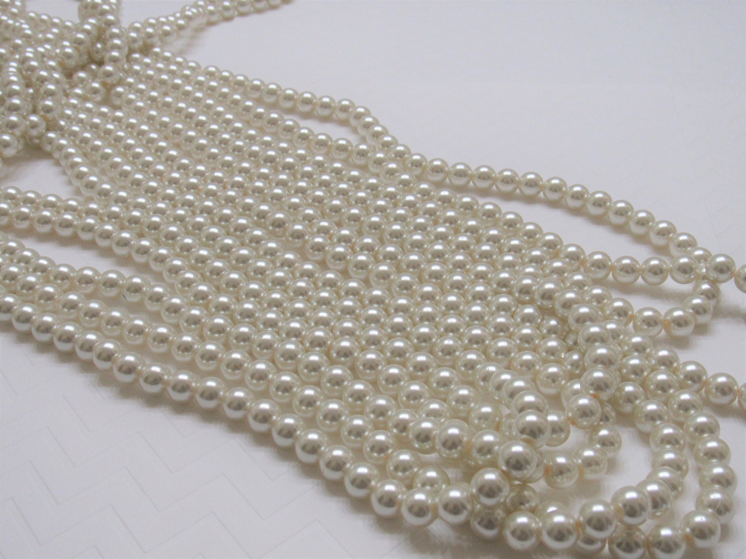 10mm Ivory Glass Pearls, Bubblegum Beads, Chunky pearls, Gumball Pearls, Chunky Bubblegum Necklace Supply, Chunky Necklace Jewelry Supply