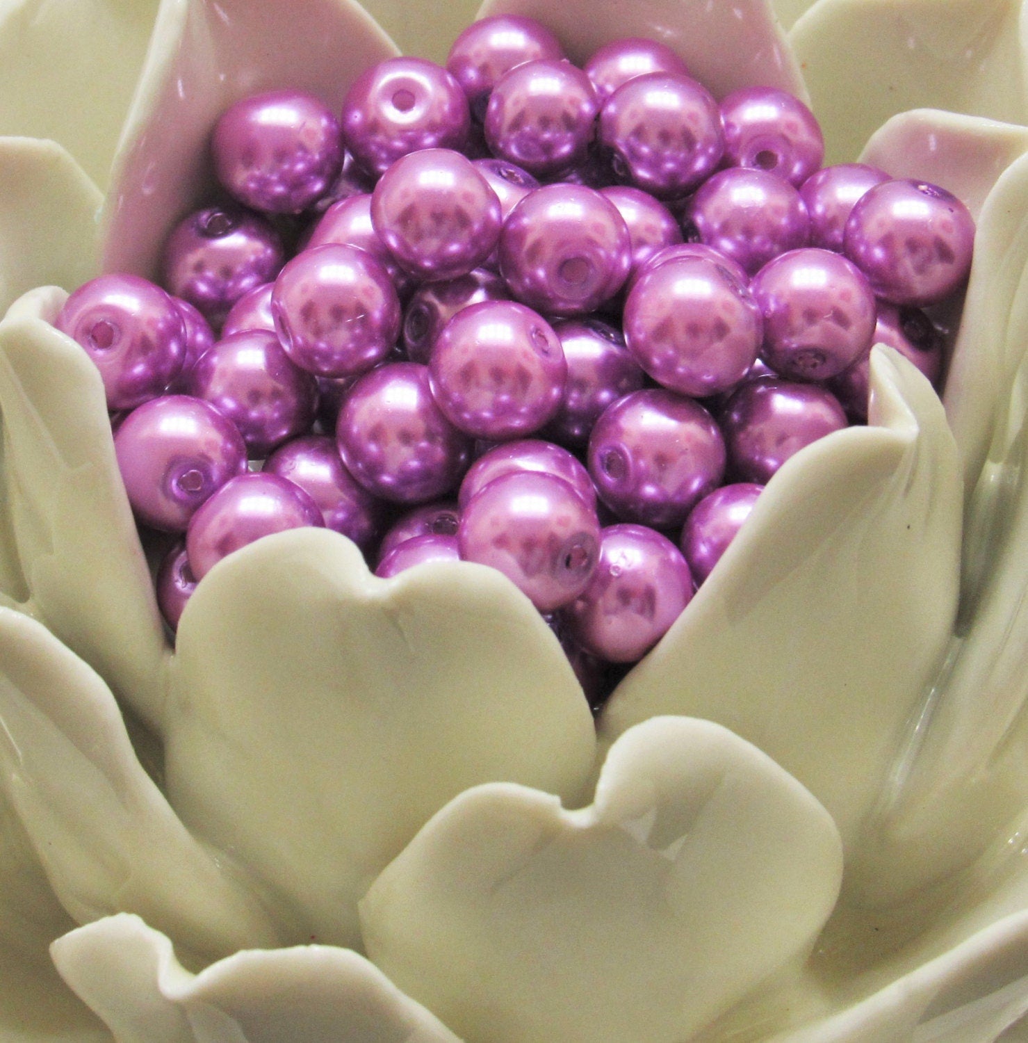 10mm Glass Pearls, Violet Pearls, Bubblegum Pearls, Chunky Pearl , Gumball Bead, Chunky Bead Supply, Jewelry Supply, 10mm Poppy Red Pearl