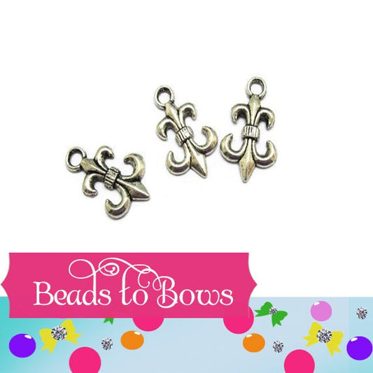 6 FOR .99 Fleur De Lea Charm, Mardi gras 20mm New Orleans Saints Symbol, Antique Silver Charm, Zipper Pull, 20mm x 12mm Charm