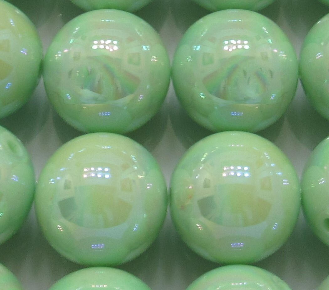 10Ct. 20mm Pastel Green AB Bubblegum Bead, Chunky Gumball Bead, Round Acrylic Bead, Chunky Bead Supply, Necklace Supply