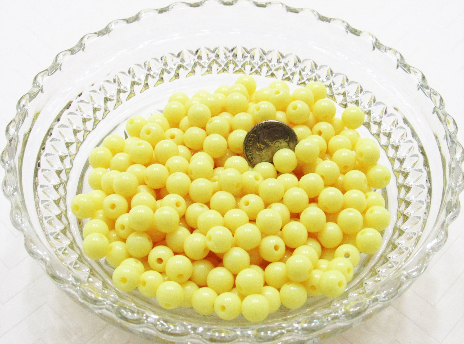 8mm Pastel Yellow  Bubblegum Beads, Gumball Beads, Round Acrylic Beads, Acrylic Beads, Bubblegum Beads, Bubblegum Necklace Supply Beads