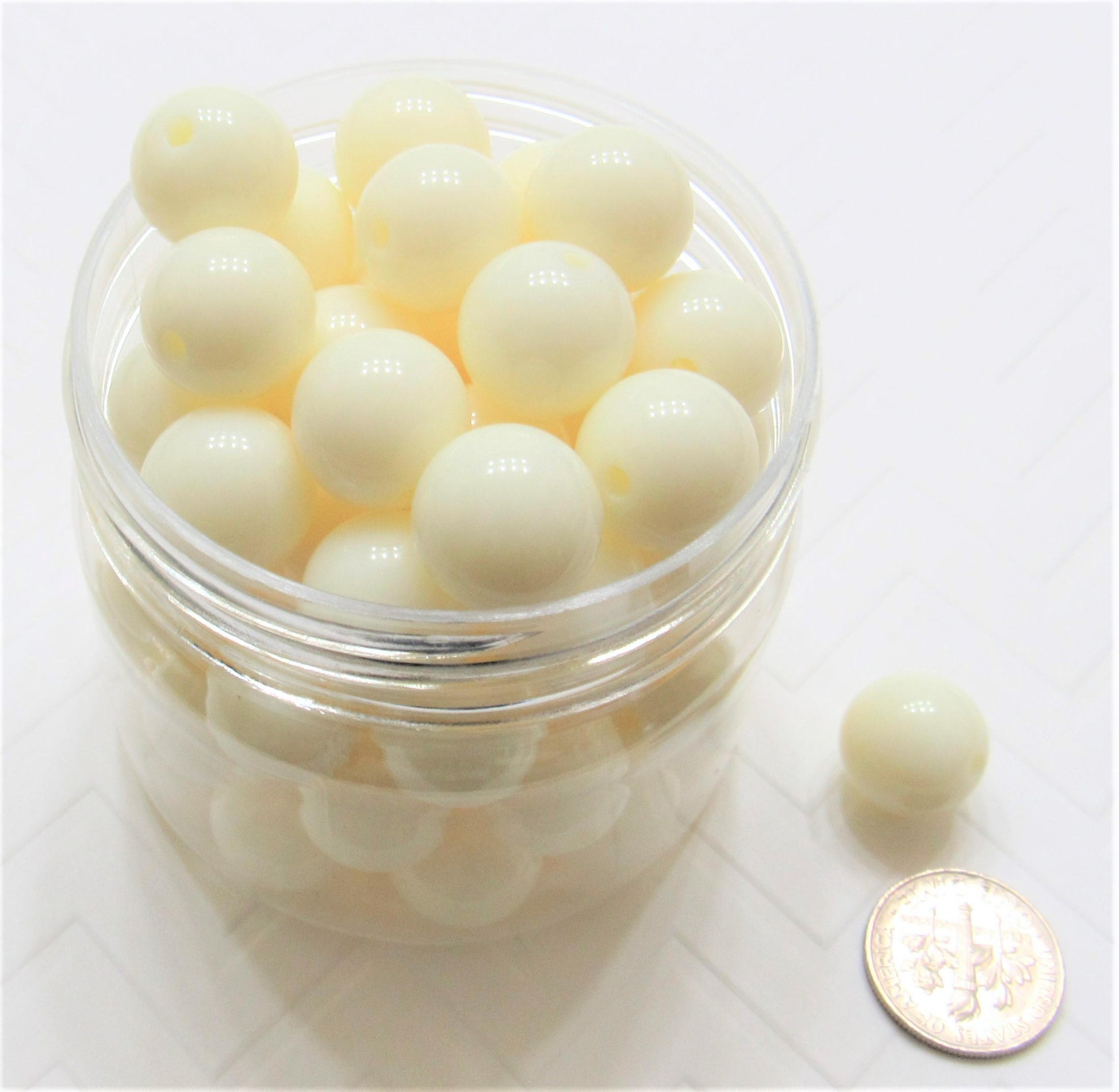 NEW 14mm Ivory Bubblegum Beads, Chunky Bright Colored Beads, Chunky Necklace Supply Bead, DIY Bead Supply, Gumball Beads, Bubblegum Beads