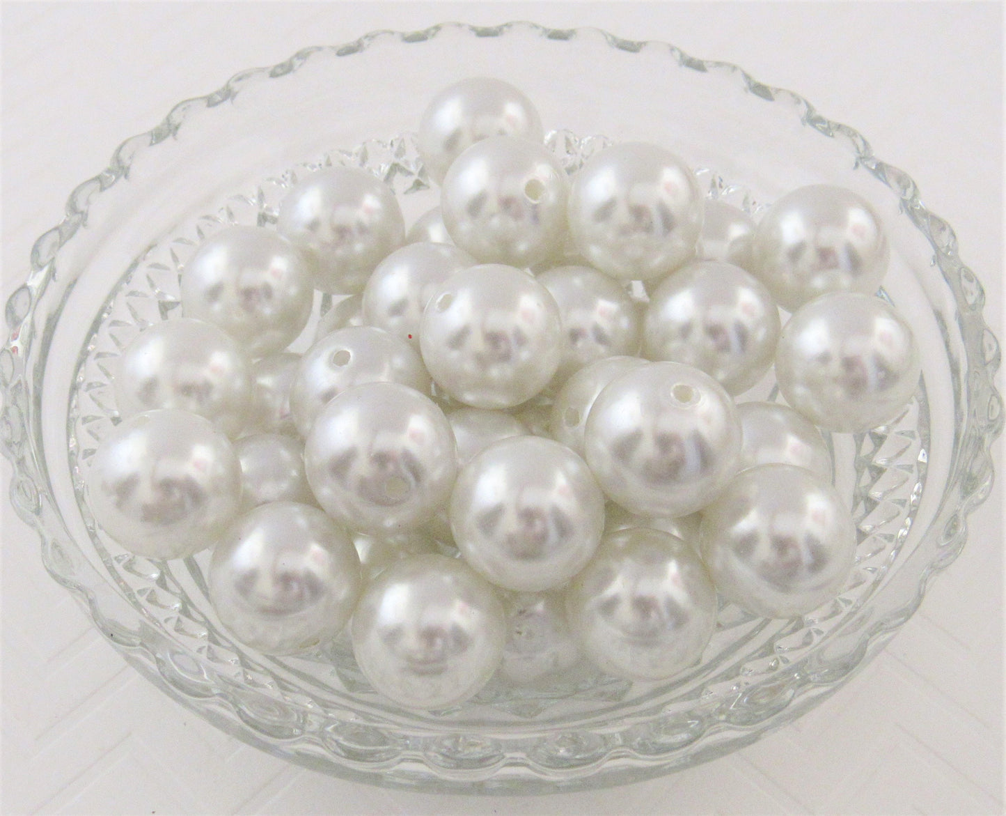 20mm White Pearl Bubblegum Beads, Chunky Gumball Beads, White Gumball Beads, Chunky Necklace Supply Bead, Chunky Gumball Pearl bead
