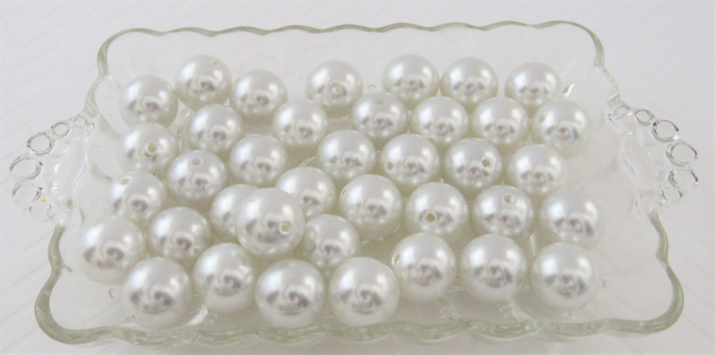20mm White Pearl Bubblegum Beads, Chunky Gumball Beads, White Gumball Beads, Chunky Necklace Supply Bead, Chunky Gumball Pearl bead
