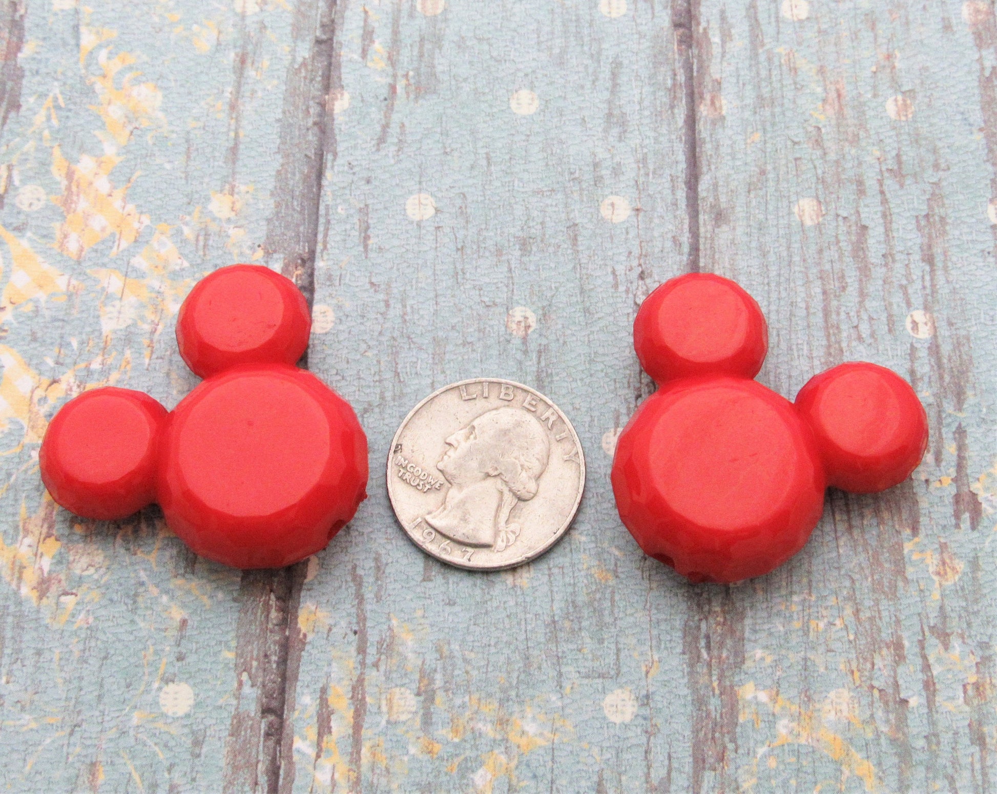Red Minnie Mouse Bubblegum bead, Acrylic Mickey Mouse Beads, Chunky Minnie Mouse Bead, Gumball Mickey, Chunky Mickey Necklace Bead