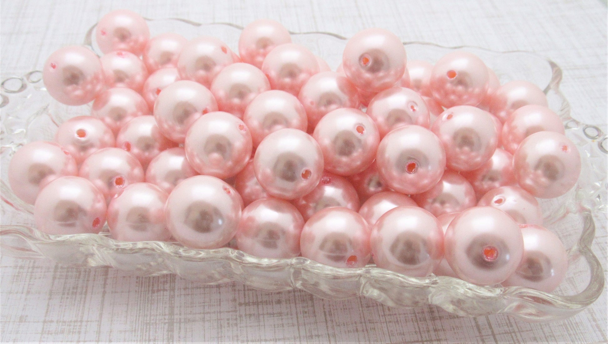 20mm Light Pink Pearl Beads, Chunky Pearl Beads, Bubblegum Pearl Beads, Chunky Beads, Faux Pearl Beads, Gumball Pearl Beads, Supply Beads