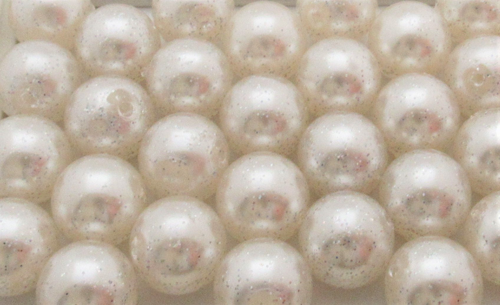 NEW 20mm Ivory Glitter Pearls, Chunky Bubblegum Pearls, Glitter Beads, Chunky Beads, Faux Pearl Beads, Chunky Bead Supply, Glitter Pearls