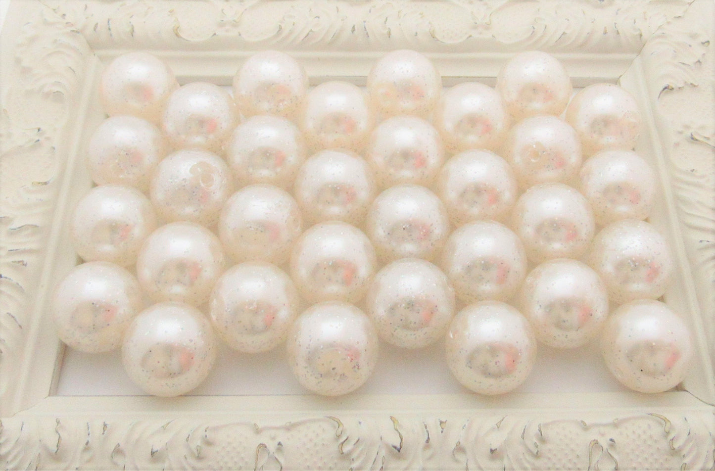 NEW 20mm Ivory Glitter Pearls, Chunky Bubblegum Pearls, Glitter Beads, Chunky Beads, Faux Pearl Beads, Chunky Bead Supply, Glitter Pearls