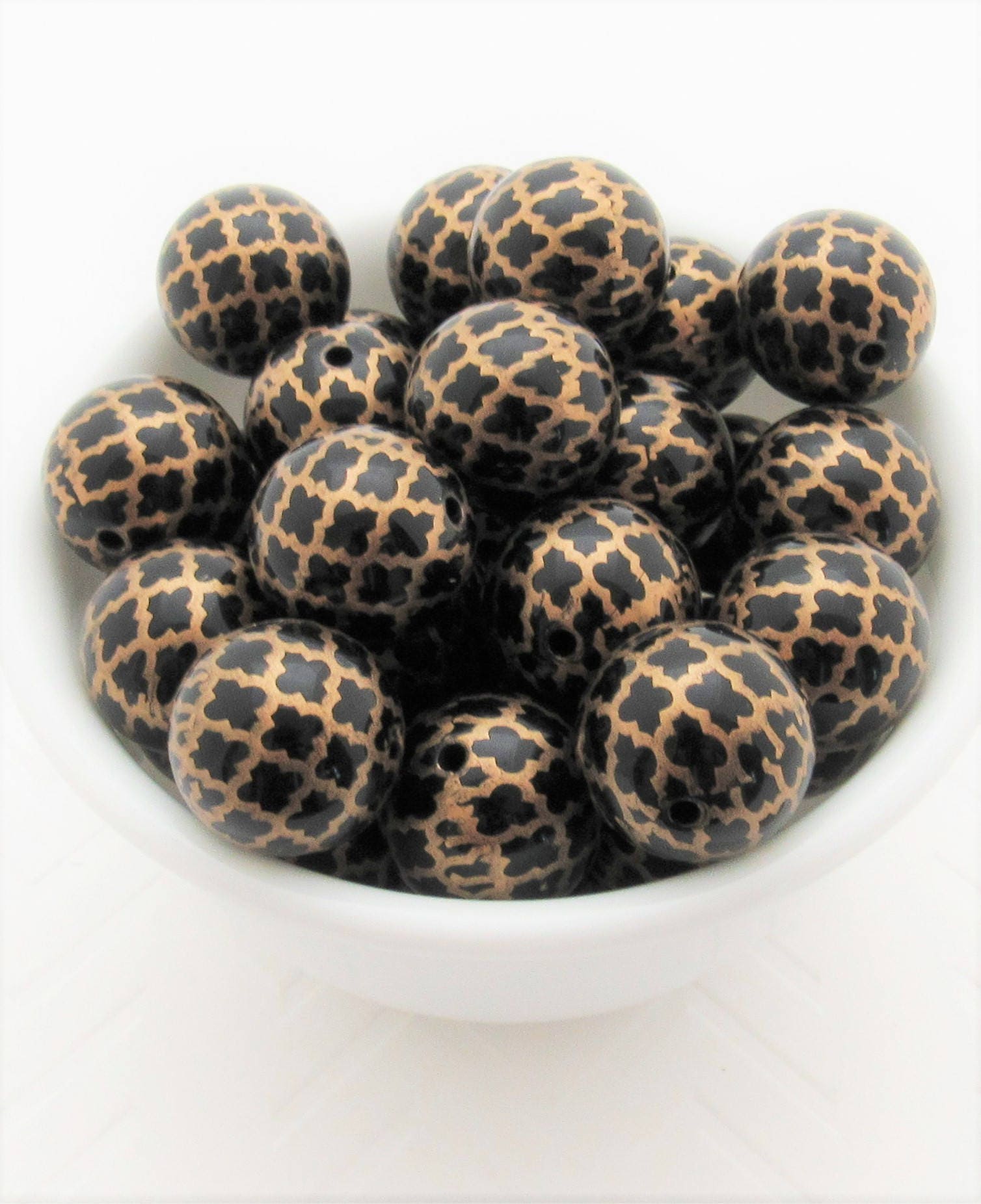 20mm Printed Quatrefoil Gold on Black Pearls,  Bubblegum Beads, Chunky Gumball Beads, Bubblegum Bead Supply, Chunky Printed Pearl Beads