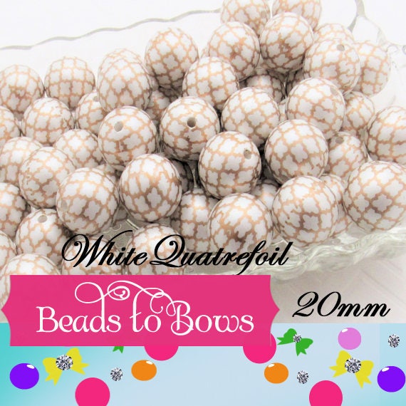20mm Gold on White Quatrefoil Printed Pearls,  Bubblegum Beads, Chunky Gumball Beads, Bubblegum Bead Supply, Chunky Printed Pearl Beads