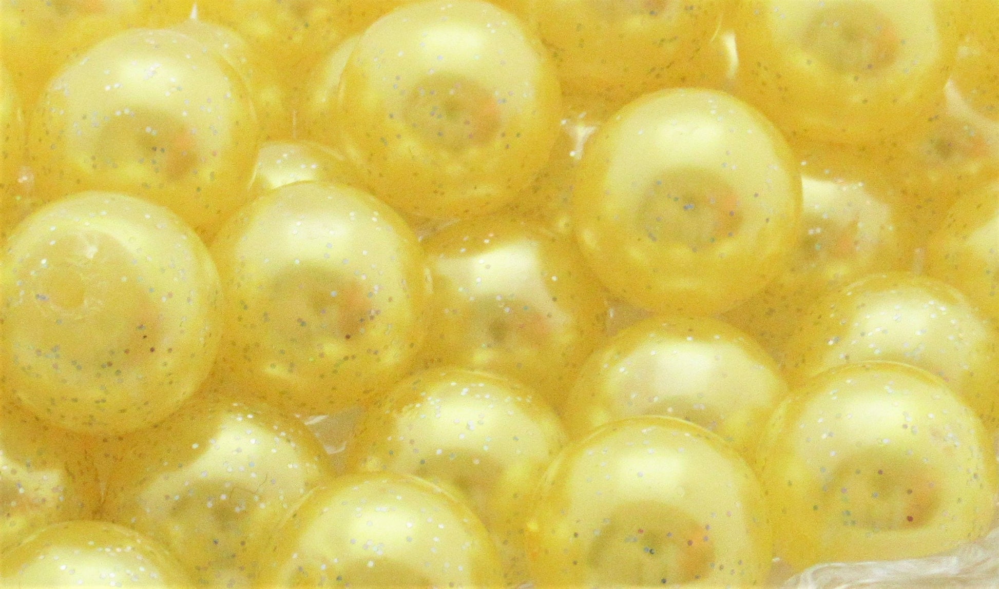 20mm Yellow Glitter Pearls, Chunky Bubblegum Pearls, Glitter Beads, Chunky Beads, Faux Pearl Beads, Chunky Bead Supply, Glitter Pearls