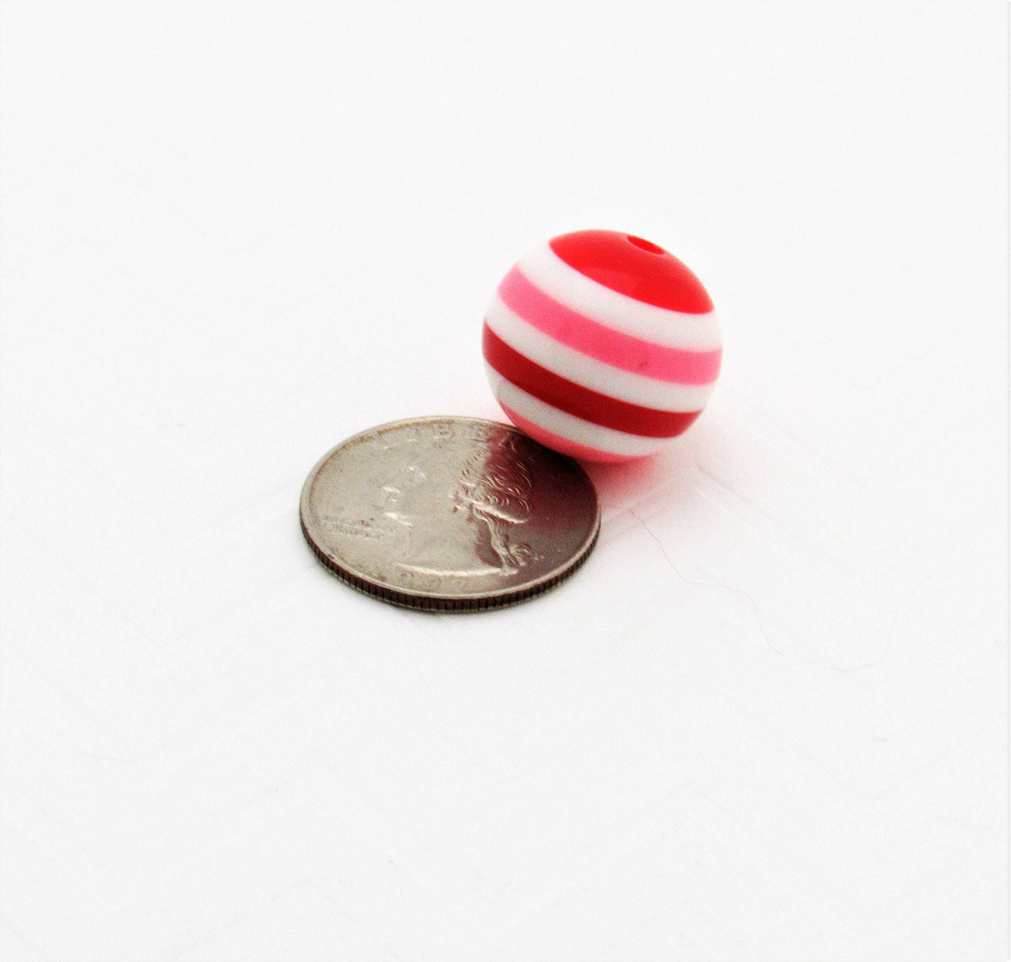 20mm Red and Pink Bubblegum Beads, Chunky Striped Beads, Valentine Chunky Necklace Supply Bead, Pink Red White Striped Beads