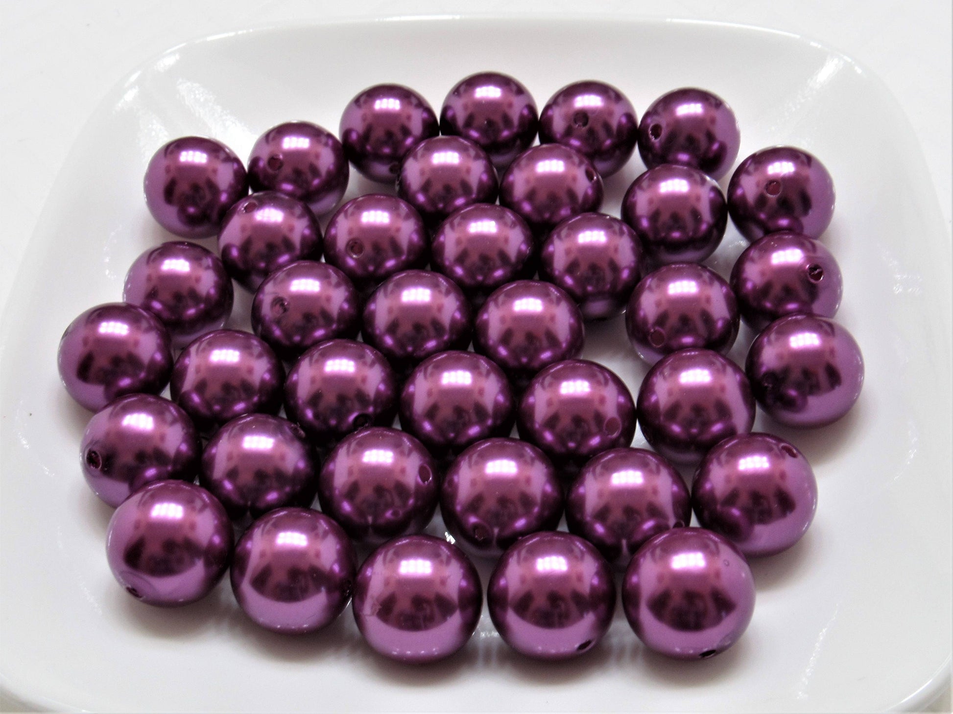 New 20mm Ultra Violet Gumball Pearls, Chunky Bubblegum Beads, Round Acrylic Pearl Beads, Chunky Pearl Beads, Chunky Necklace Supply Beads