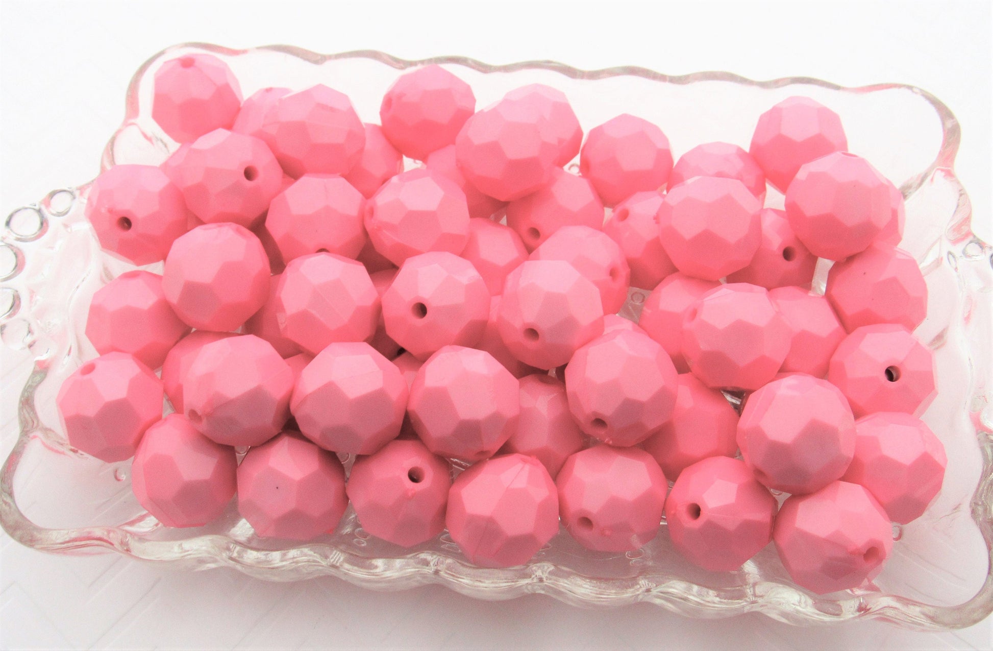 20mm Solid Pink Faceted Beads, 10 ct. Bubblegum Beads, Gumball Beads, Acrylic Bead, Bubblegum Bead, Solid Round Bead, Chunky Necklace Supply
