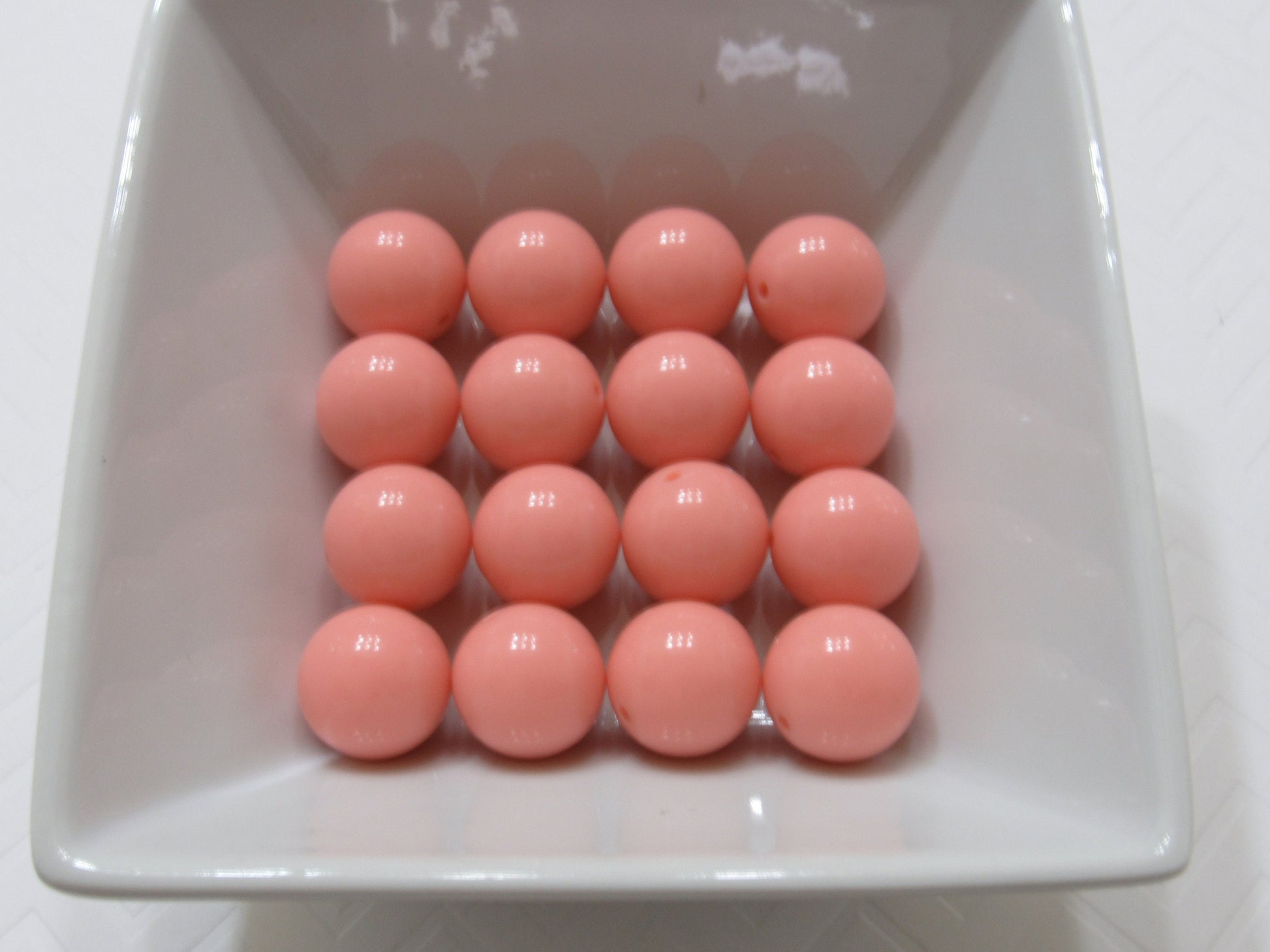 20mm Chunky light Peach Bubblegum Bead,  Acrylic Gumball Bead, Solid Round Chunky Necklace Bubblegum Bead, Chunky Necklace Supply Bead