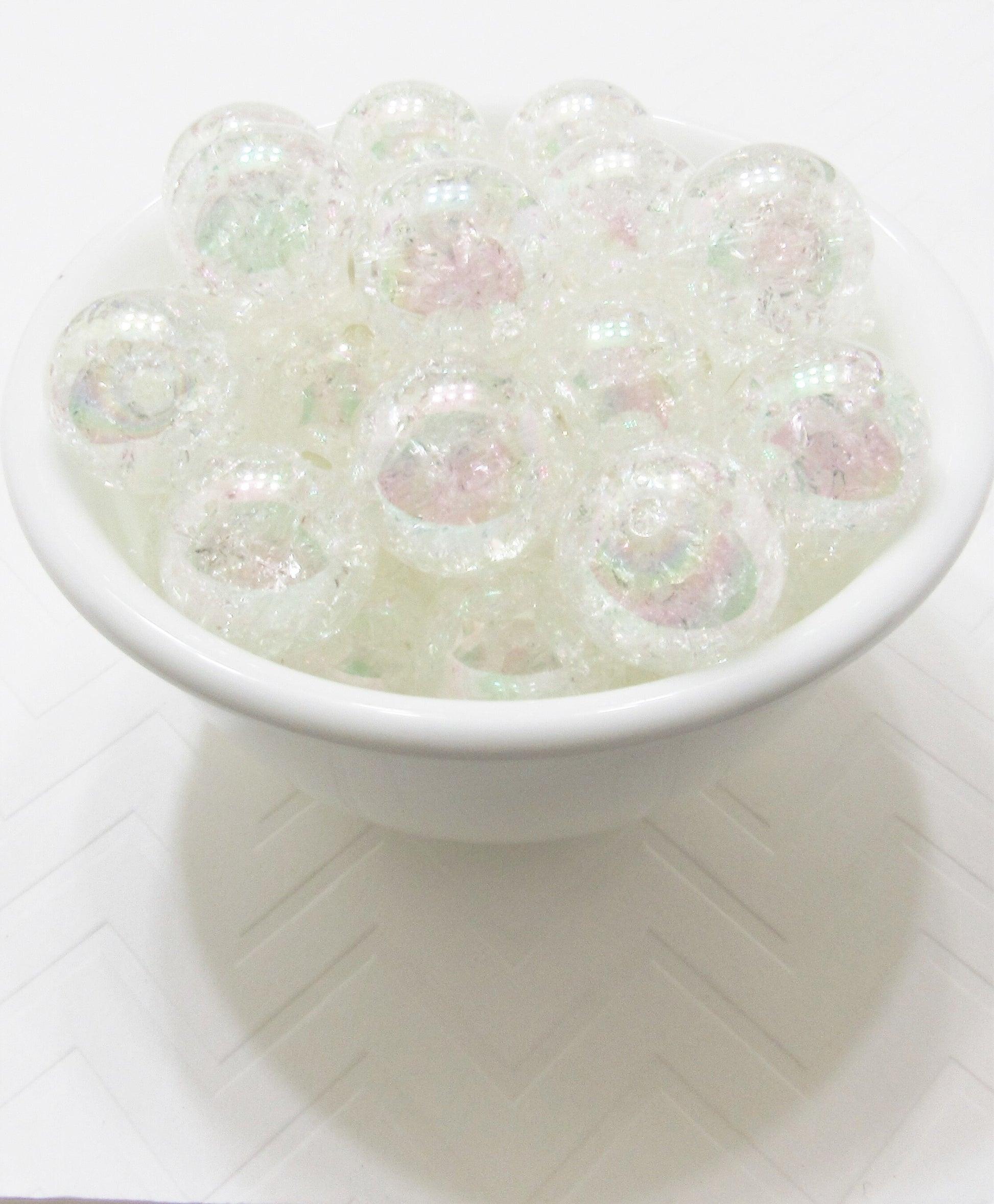 20mm Cracked Ice White Beads, Chunky Transparent Crackle Beads, Acrylic Round Gumball Crackle Beads, Bubblegum Crackle Bead Supply