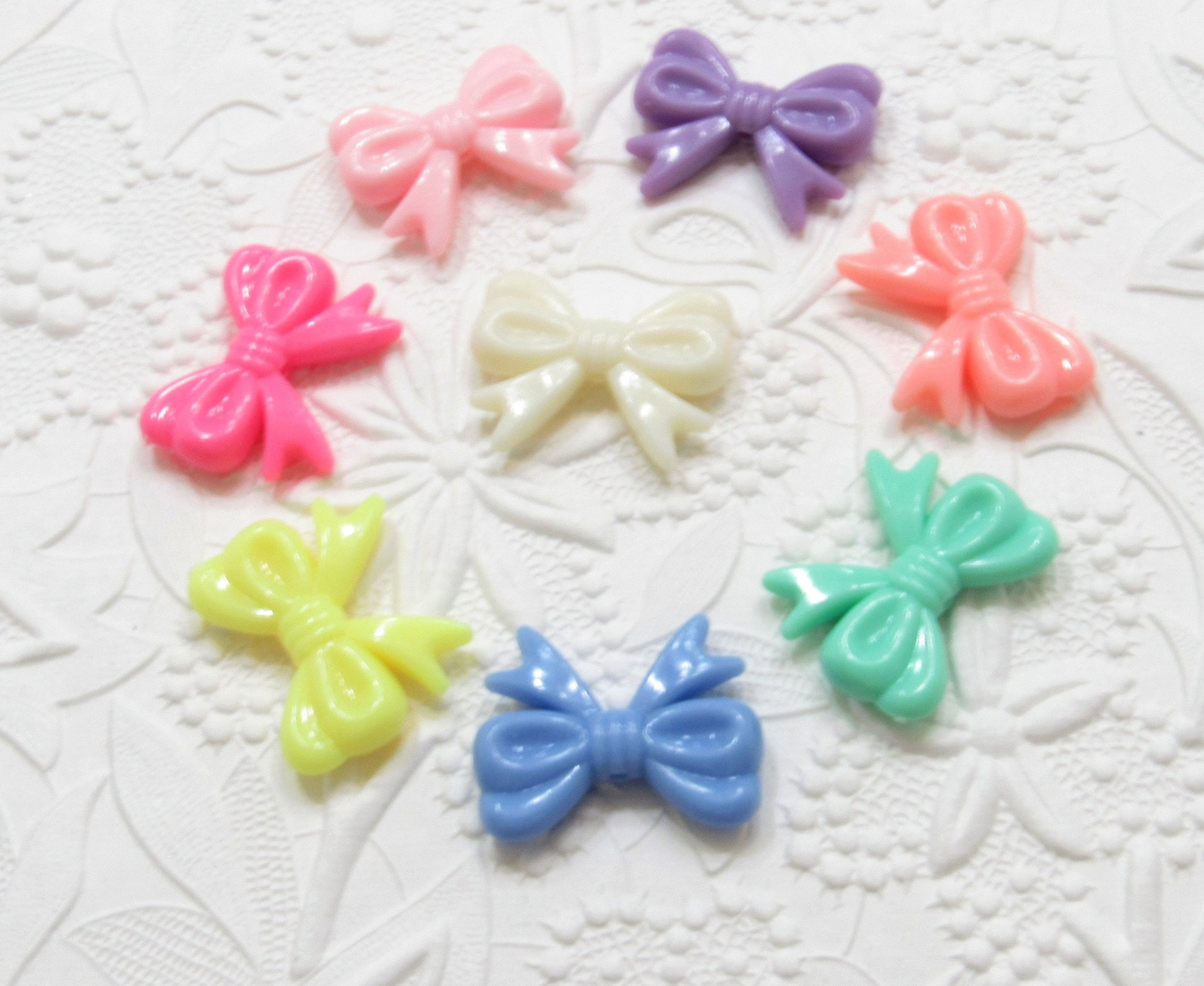 10 Small 29mm Bow Beads, Bubblegum Bownot Bead, Chunky Necklace Bead, Bubble Gum Bow Beads, Chunky Bubblegum Necklace bow