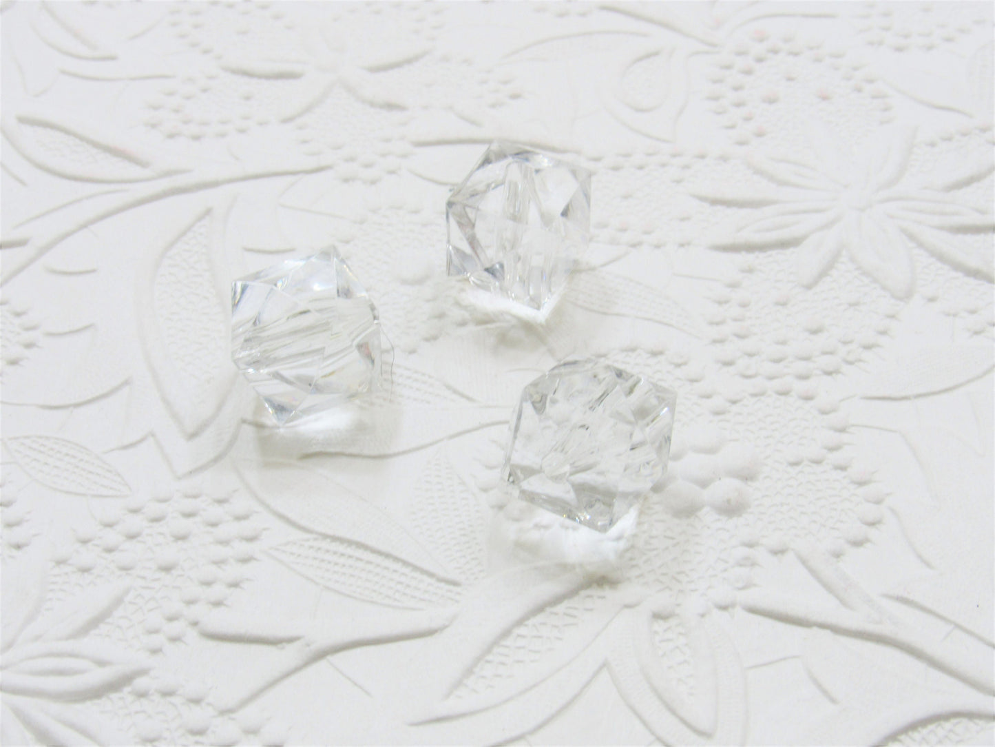 20mm Clear Faceted Ice Cube Beads, Chunky Ice Cube Bead, Bubblegum Bead, Square Transparent Beads, Chunky Necklace  Bead