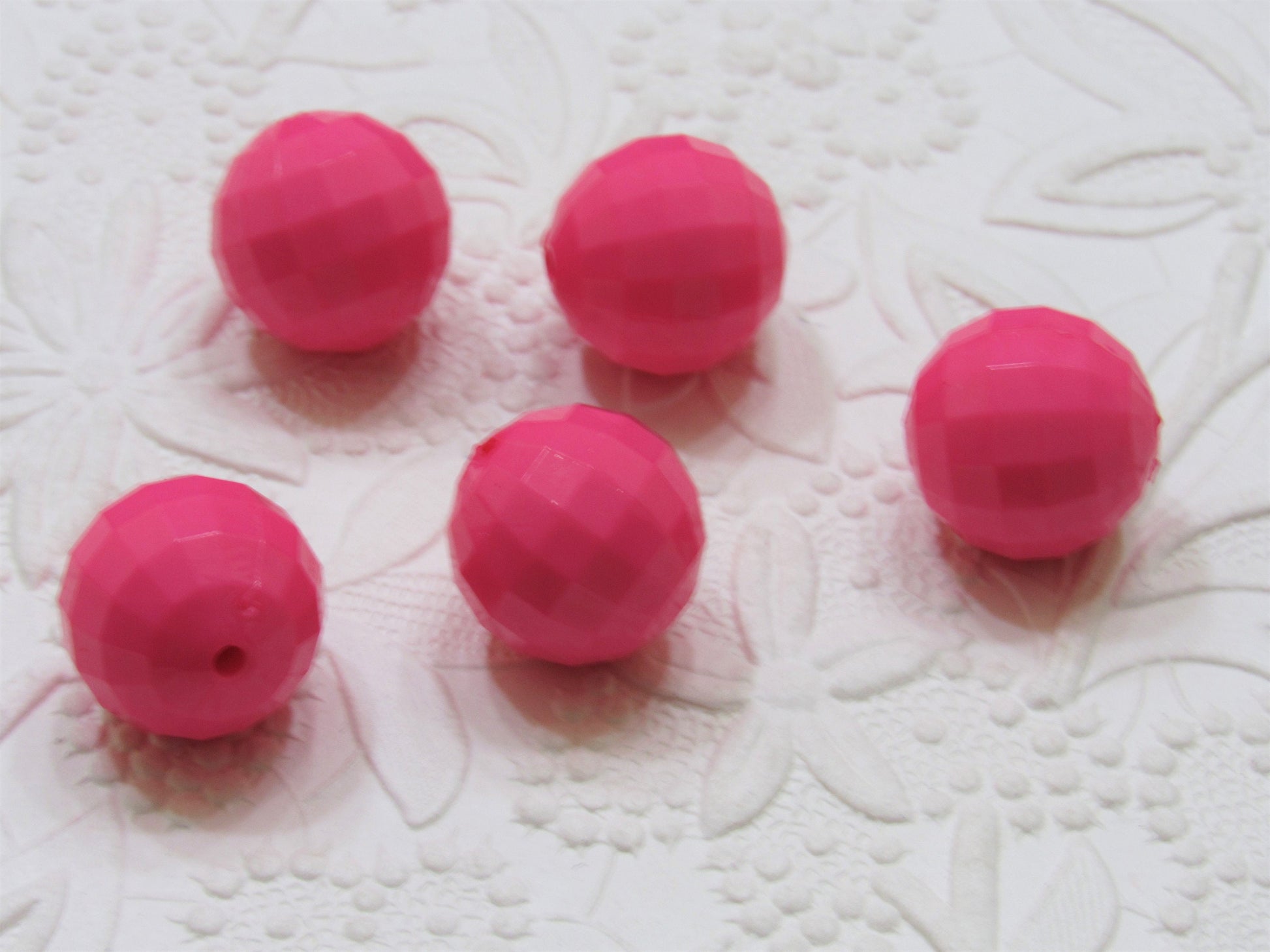 NEW 20 Faceted Hot Pink Disco Bubblegum Bead, Chunky Beads, Chunky Round Acrylic Beads, Chunky Bead Supply, Bubblegum Necklace Supply Beads