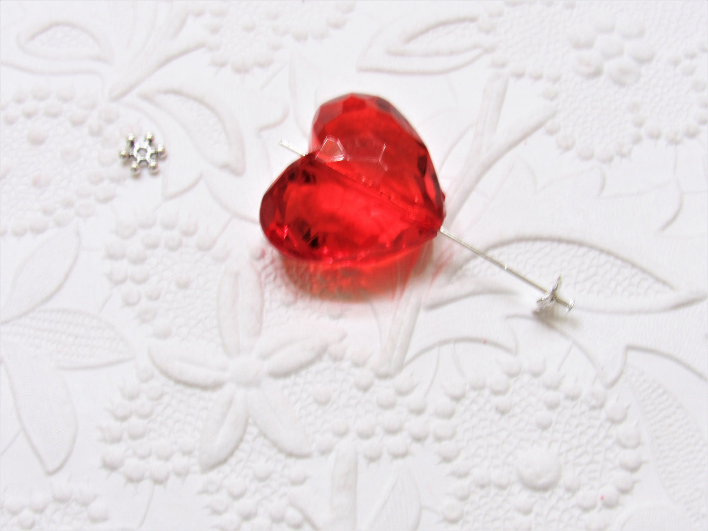 2 for 1.00 - 28mm Transparent Heart Beads, Assorted Colors, Bubblegum Acrylic Bead, Faceted Crystal Look  Bead, Chunky Heart Bubblegum Bead