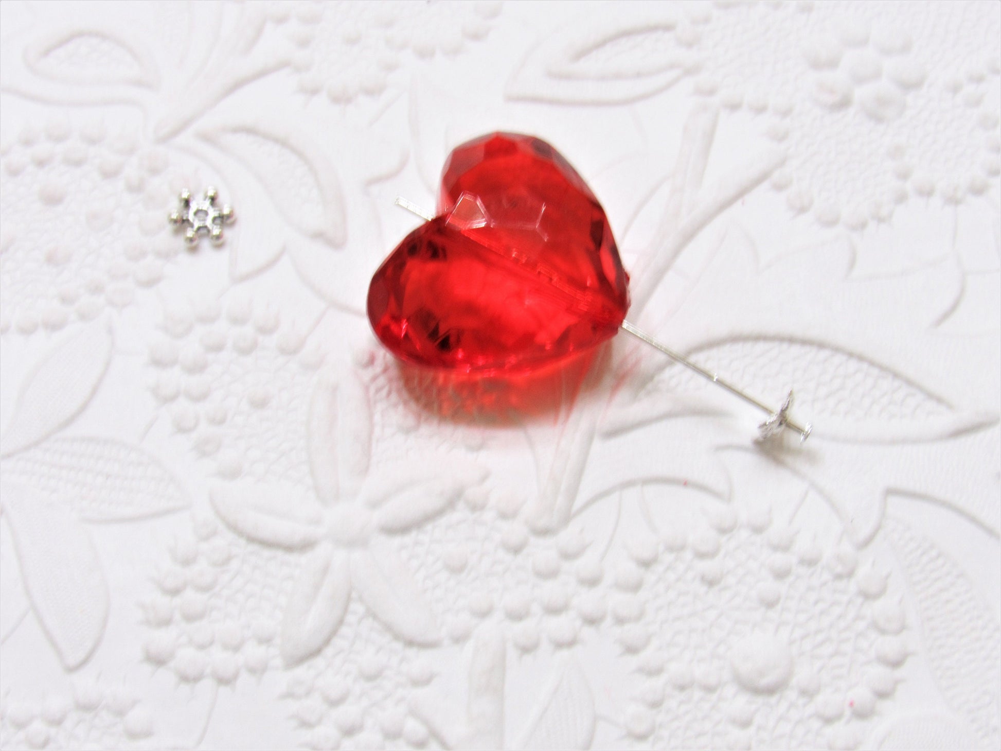 2 for 1.00 - 28mm Transparent Heart Beads, Assorted Colors, Bubblegum Acrylic Bead, Faceted Crystal Look  Bead, Chunky Heart Bubblegum Bead