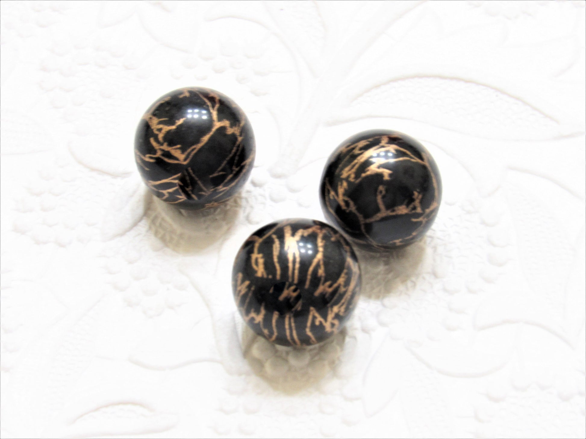 NEW 20mm Black And Gold Lightening Pearls,  Bubblegum Beads, Chunky Gumball Beads, Bubblegum Bead Supply, Chunky  Pearl Beads