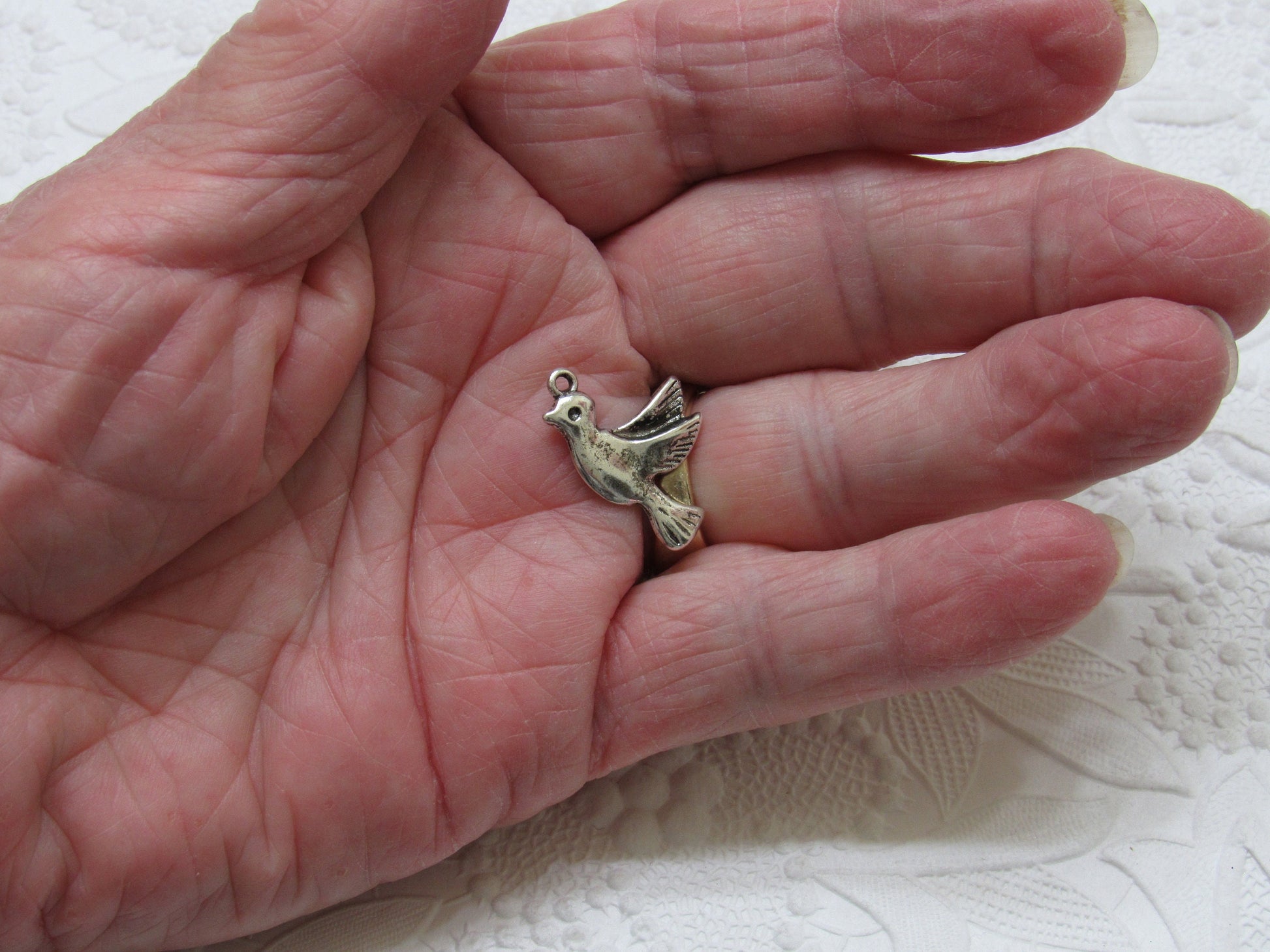 Bird Charm, Antique Silver Bird,  22 X 15mm, 3mm thick, hole: 1.5mm Antique Silver Pendant, Zipper Pull, Charm, Lead Free and Cadmium Free