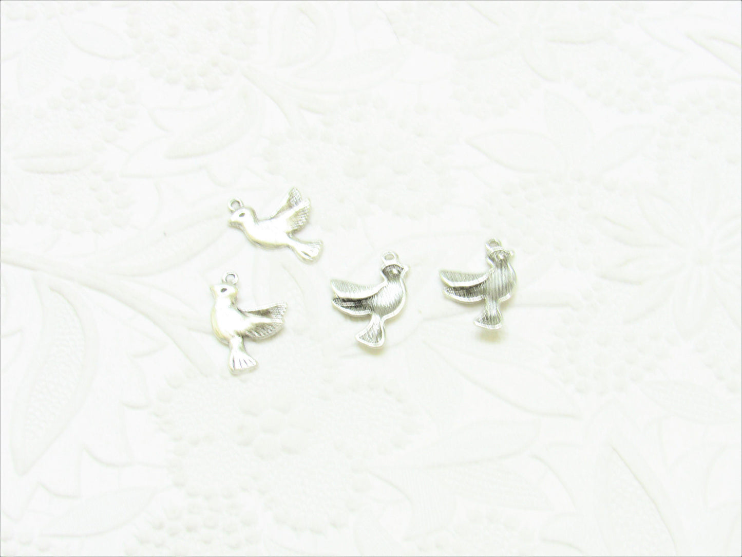 Bird Charm, Antique Silver Bird, 17 X 22mm, 3mm thick, hole 1.5mm Antique Silver, Zipper Pull, Charm, Lead FreeCadmium Free & Nickle Free