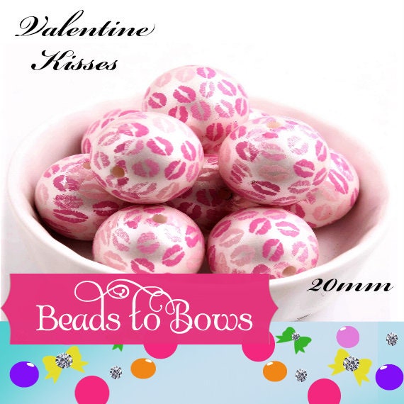 20mm Kisses Print On Matte white Bubblegum Beads, Pink Lips Printed on Matte White Beads, Printed Lips on Chunky Necklace Beads