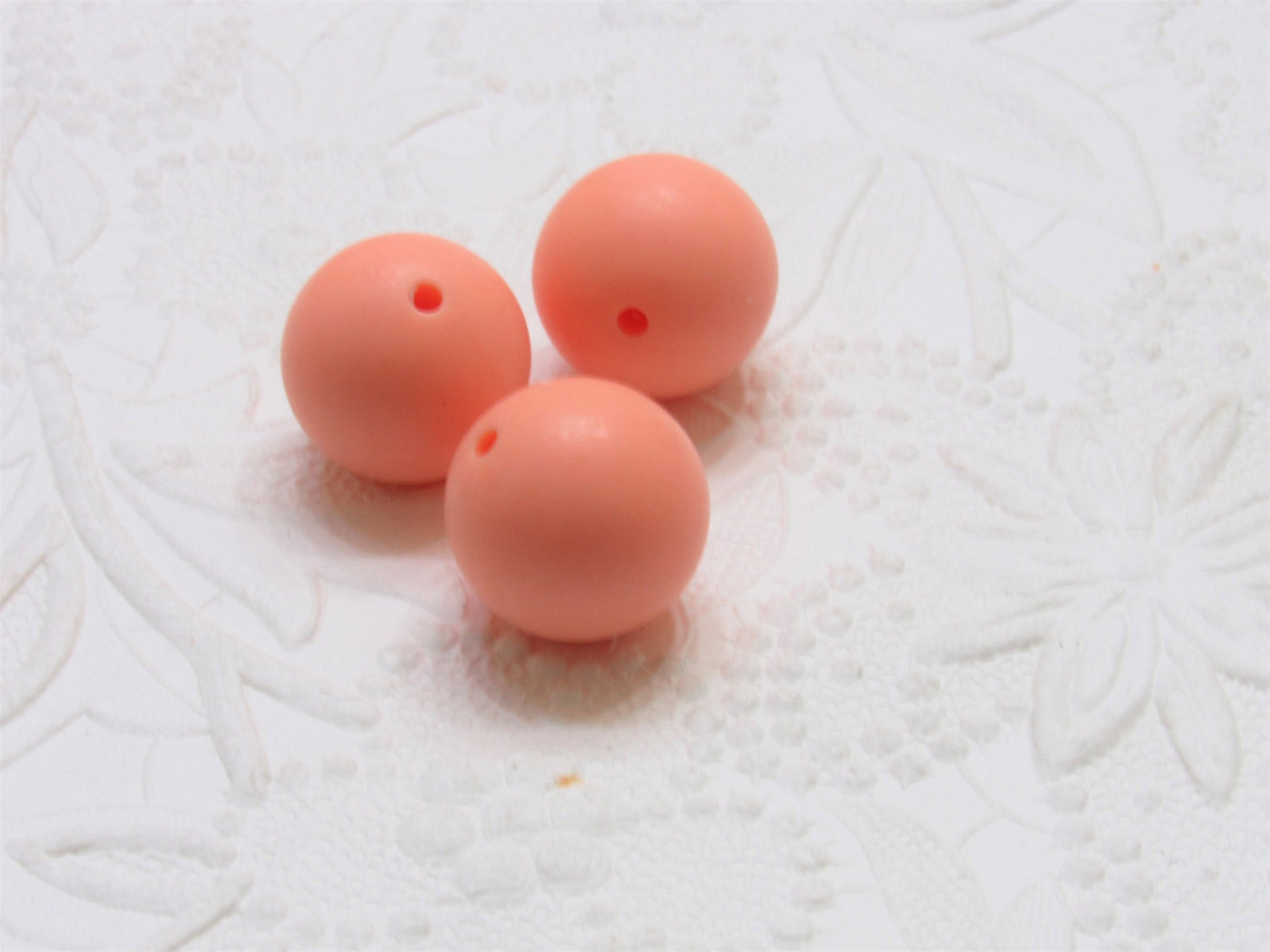 New 20mm Peach Matte Satin Finish Beads, Peach Bubblegum Beads, Gumball Beads, Round Beads, Bubblegum Beads, Beading Supply, Jewelry Supply