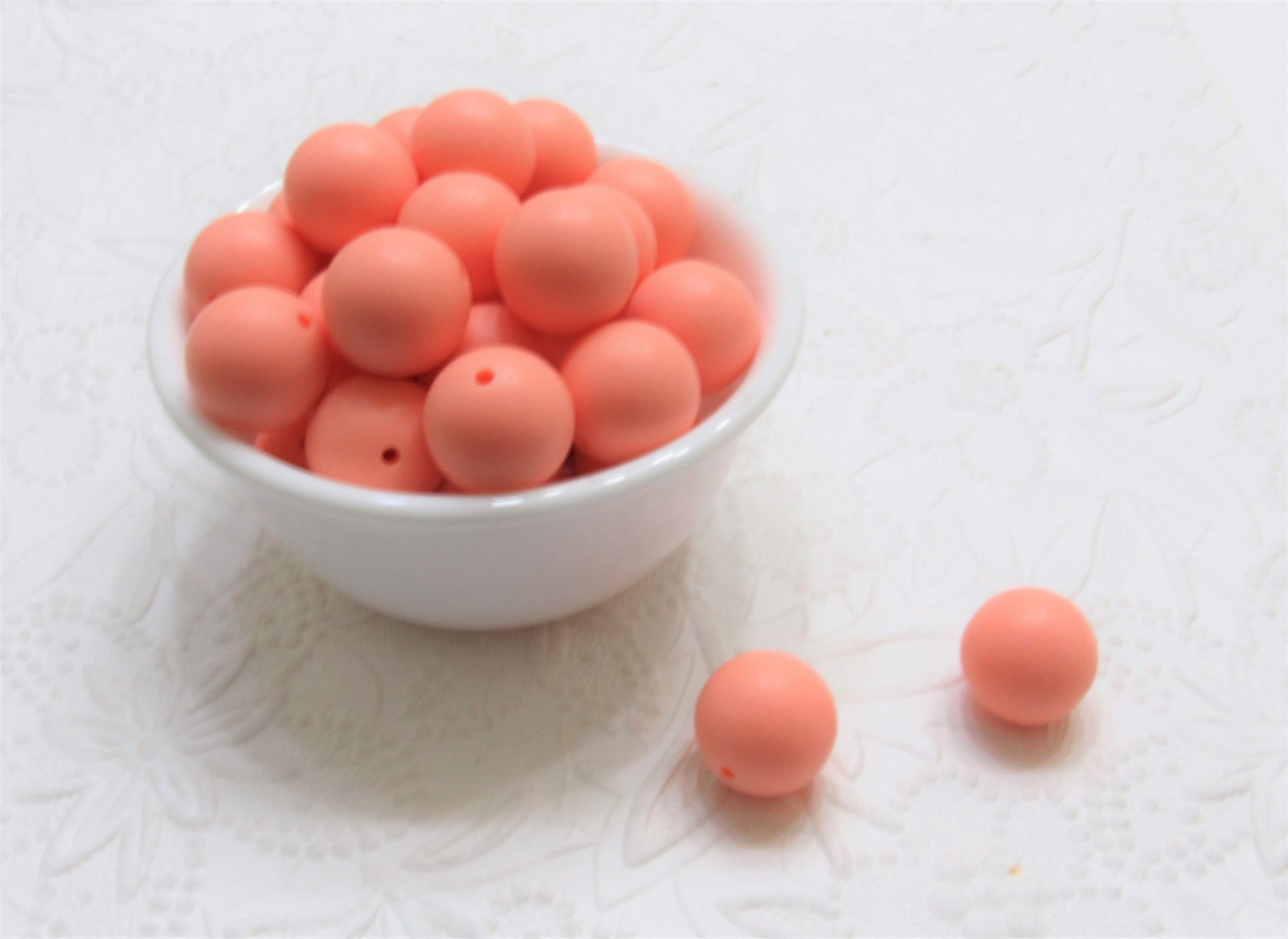 New 20mm Peach Matte Satin Finish Beads, Peach Bubblegum Beads, Gumball Beads, Round Beads, Bubblegum Beads, Beading Supply, Jewelry Supply