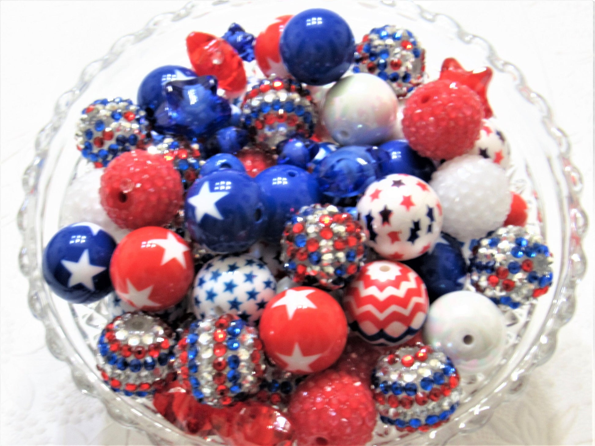 12 or 24 Count Red White and Blue 20mm Bubblegum Bead Mix, Chunky Bubble Gum Beads, Beadable Pen MIx Beads, Bead Mix