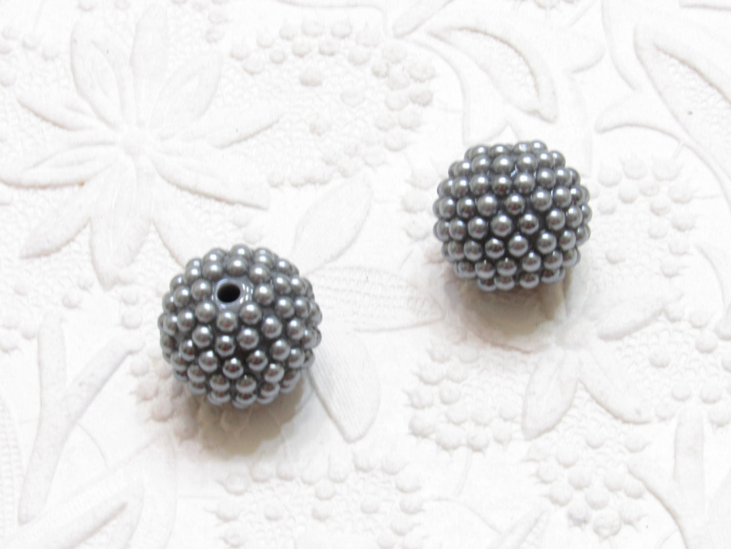 NEW 20mm Chunky Grey Pearl Berry Beads, Bubblegum Bumpy Beads, Pearl Rhinestone Beads, Chunky Bumpy Pearl Beads, Bead Supply