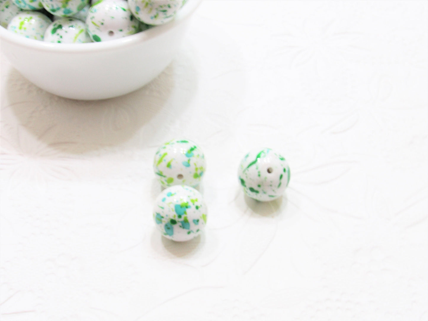 New 20mm Splatter Beads, Green, Blue, Lime Bubblegum Beads, Splatter Beads, Bubblegum Necklace Beads,